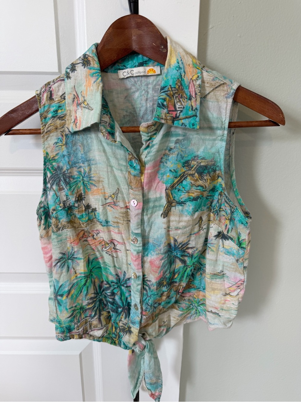 C&C California Sleeveless Tie-Front Tropical Print button up tank Top